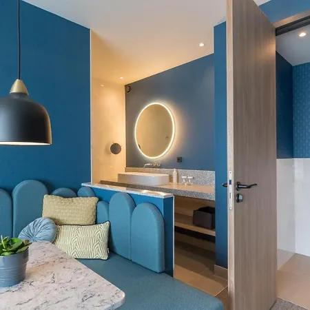 Der Valk Hotel 4*