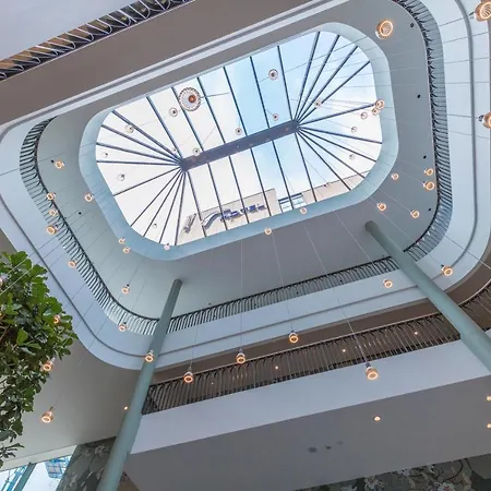Hotel Der Valk 4*