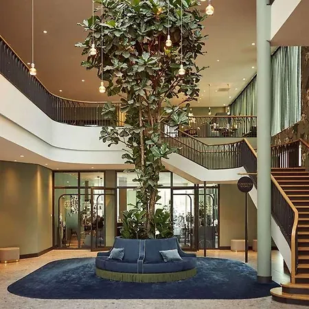 Hotel Der Valk 4*