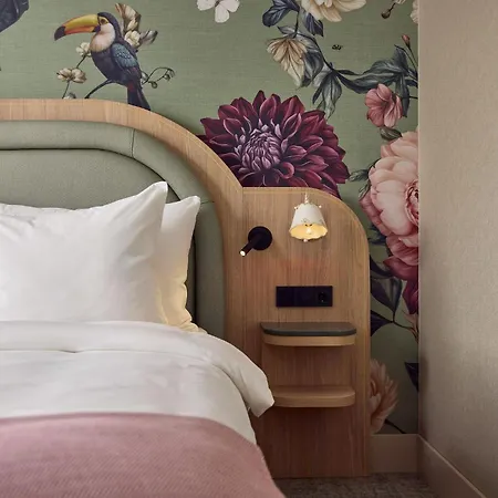 Der Valk Hotel 4*
