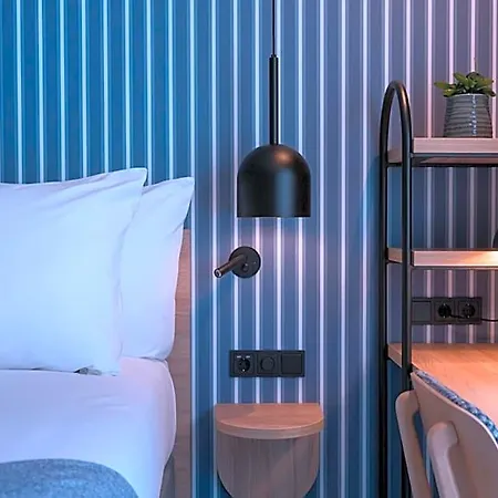 Der Valk Hotel 4*