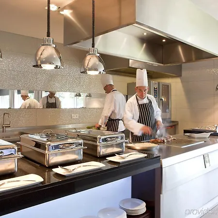 Hotell Der Valk 4*