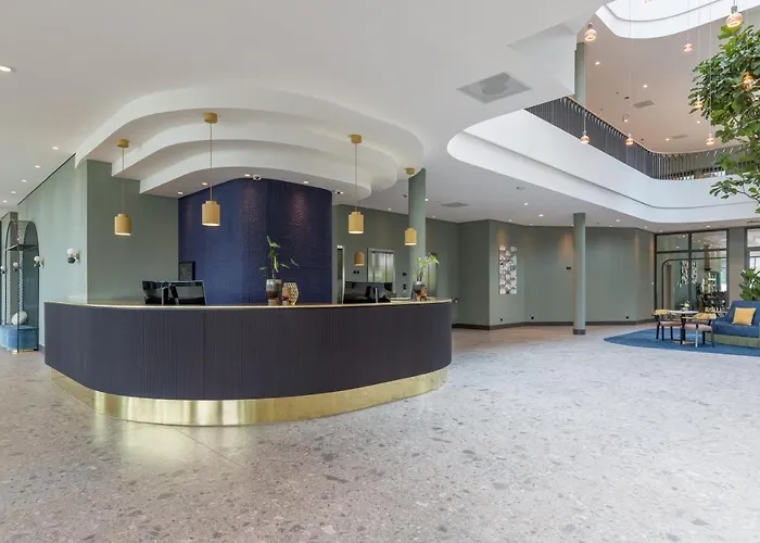 ヴァン デル ヴァルク ヴェンロー 4*