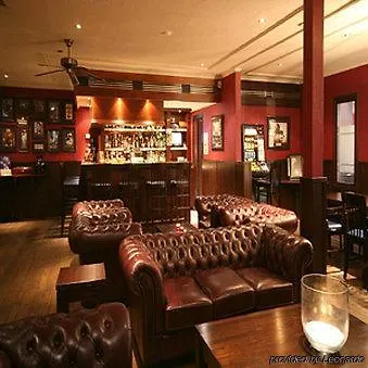 ヴァン デル ヴァルク ヴェンロー ホテル