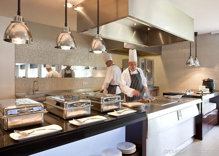 ホテル ヴァン デル ヴァルク ヴェンロー 4*